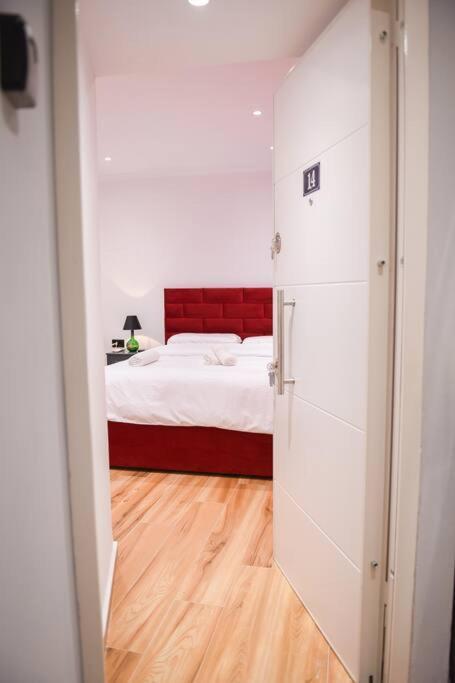 City Center 14 - Tirana Way Apartments מראה חיצוני תמונה